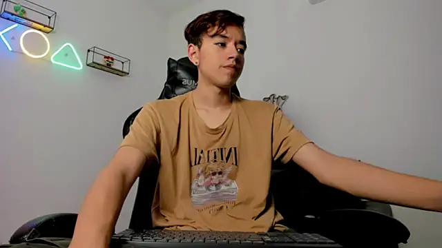 bunny maxi online show from 11.24.25