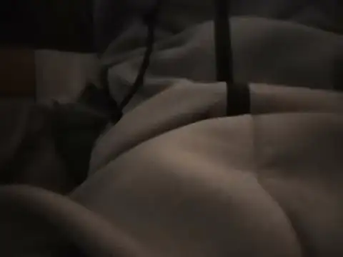 Snapshot of kliperwe chatting on 12.15.25 kliperwe online show from 12.15.25