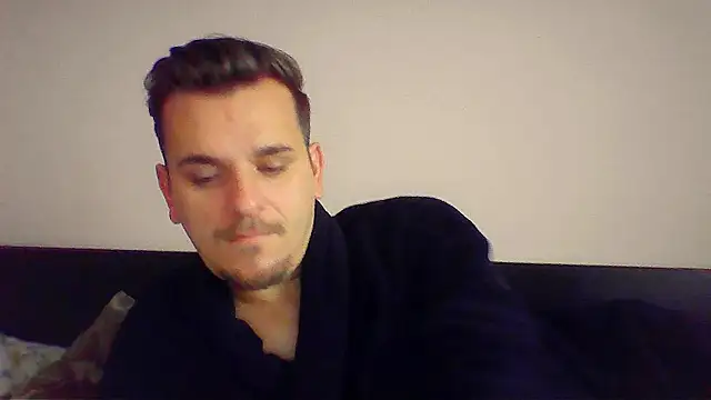 Huge cock22cm online show from 12.02.25