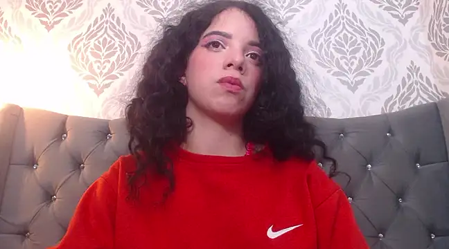 EmmaCowperr online show from 02.21.25