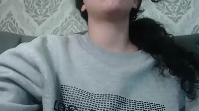 EmmaCowperr online show from 03.03.25