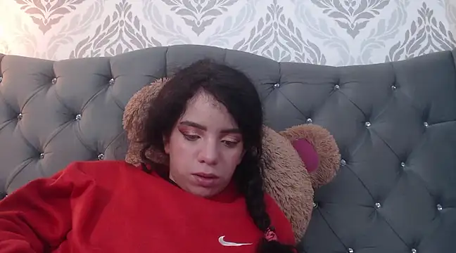 EmmaCowperr online show from 03.05.25