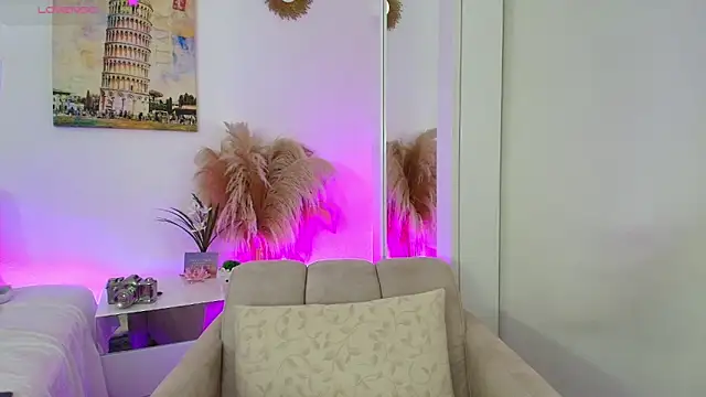 Ashleyjenner  online show from 11.10.25