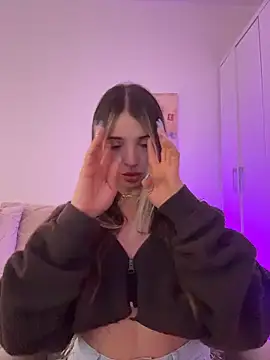 Snapshot of Ashleyjenner_ chatting on 02.27.26 Ashleyjenner online show from 02.27.26