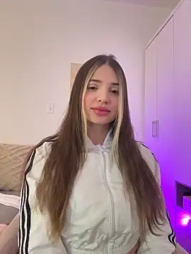 Snapshot of Ashleyjenner_ chatting on 03.10.26 Ashleyjenner online show from 03.10.26