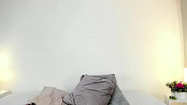 isa molly online show from 12.02.24
