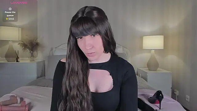 valeriasecret online show from 10.26.25