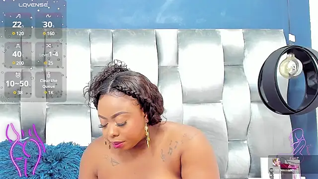 CamilaBenitez online show from 02.12.25