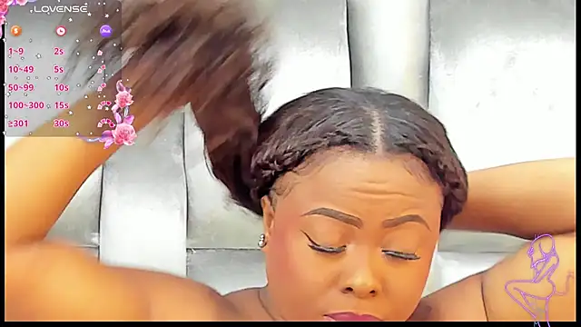 CamilaBenitez online show from 10.13.25