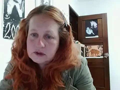 Snapshot of ViioletaMora chatting on 02.23.26 ViioletaMora online show from 02.23.26