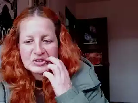 Snapshot of ViioletaMora chatting on 02.24.26 ViioletaMora online show from 02.24.26