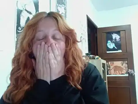 Snapshot of ViioletaMora chatting on 02.27.26 ViioletaMora online show from 02.27.26