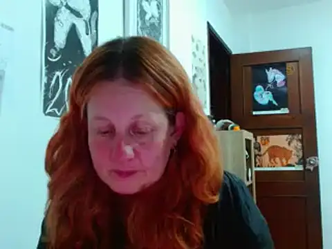 Snapshot of ViioletaMora chatting on 03.11.26 ViioletaMora online show from 03.11.26