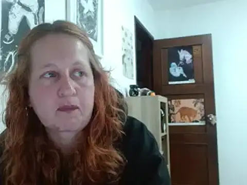 Snapshot of ViioletaMora chatting on 03.15.26 ViioletaMora online show from 03.15.26