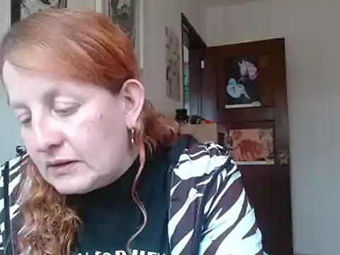 Snapshot of ViioletaMora chatting on 03.15.26 ViioletaMora online show from 03.15.26