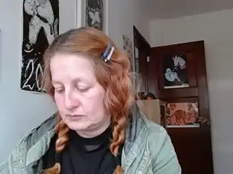 Snapshot of ViioletaMora chatting on 03.28.26 ViioletaMora online show from 03.28.26