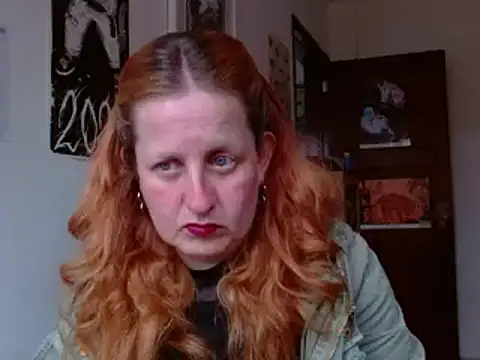 Snapshot of ViioletaMora chatting on 04.01.26 ViioletaMora online show from 04.01.26