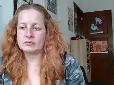 Snapshot of ViioletaMora chatting on 04.05.26 ViioletaMora online show from 04.05.26