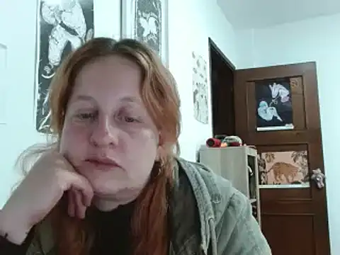 Snapshot of ViioletaMora chatting on 04.08.26 ViioletaMora online show from 04.08.26