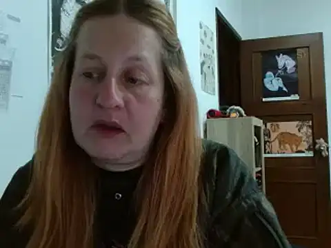 Snapshot of ViioletaMora chatting on 04.12.26 ViioletaMora online show from 04.12.26