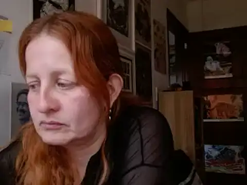 Snapshot of ViioletaMora chatting on 07.10.26 ViioletaMora online show from 07.10.26