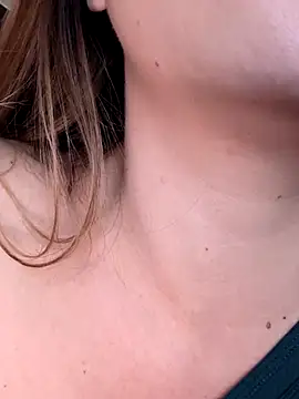 Snapshot of maliciaworld chatting on 09.10.25 maliciaworld online show from 09.10.25