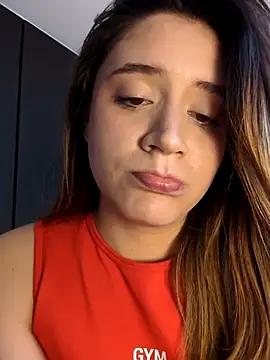 Snapshot of maliciaworld chatting on 12.14.25 maliciaworld online show from 12.14.25