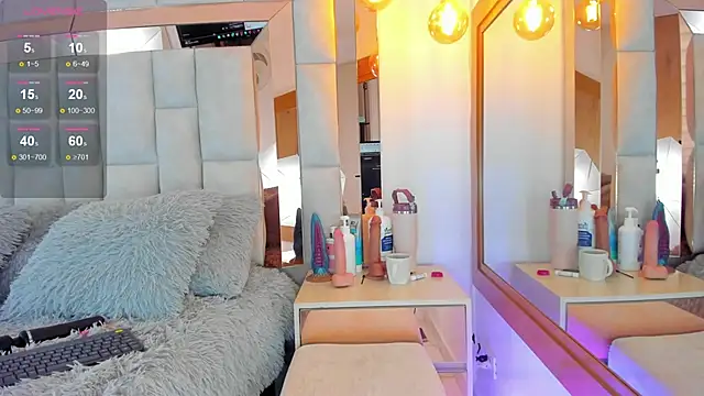 Salomethompson- online show from 02.24.25