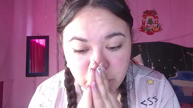 NikkiRous  online show from 10.24.25