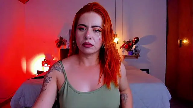 Snapshot of Dulce_charlottee chatting on 01.28.25 Dulce charlottee online show from 01.28.25