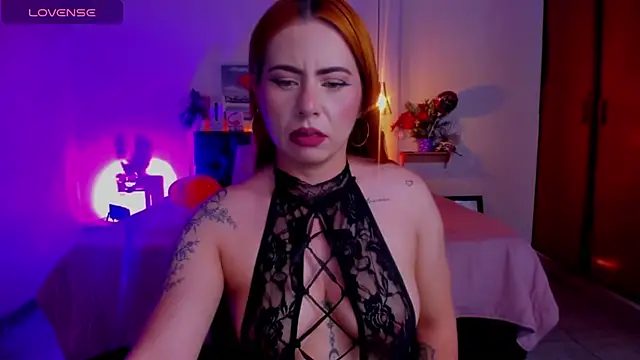 Snapshot of Dulce_charlottee chatting on 02.18.25 Dulce charlottee online show from 02.18.25