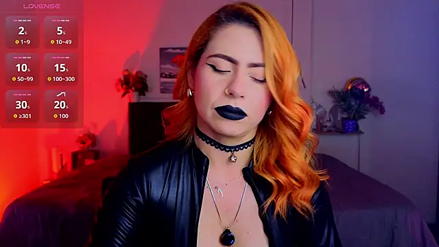 Snapshot of Dulce_charlottee chatting on 10.05.25 Dulce charlottee online show from 10.05.25