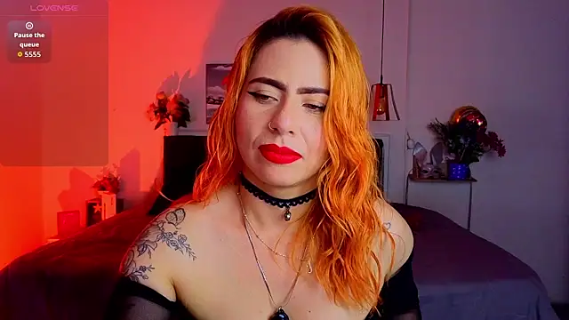 Snapshot of Dulce_charlottee chatting on 10.07.25 Dulce charlottee online show from 10.07.25