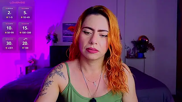 Snapshot of Dulce_charlottee chatting on 10.09.25 Dulce charlottee online show from 10.09.25