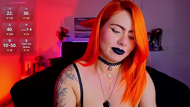 Snapshot of Dulce_charlottee chatting on 10.24.25 Dulce charlottee online show from 10.24.25