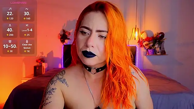 Snapshot of Dulce_charlottee chatting on 10.29.25 Dulce charlottee online show from 10.29.25