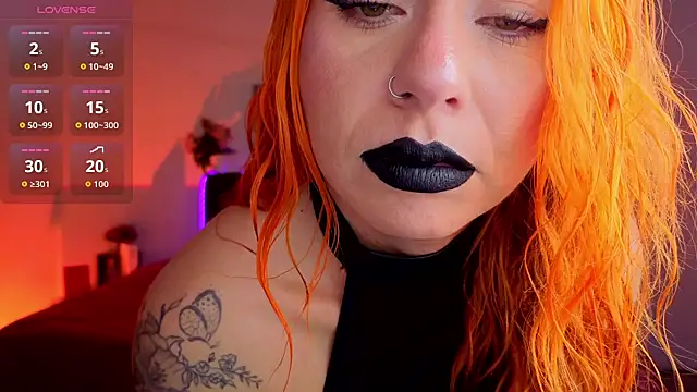 Snapshot of Dulce_charlottee chatting on 11.01.25 Dulce charlottee online show from 11.01.25