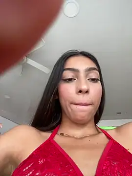 Snapshot of Ema_azel chatting on 12.13.24 Ema azel online show from 12.13.24