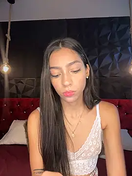 Snapshot of Ema_azel chatting on 12.18.24 Ema azel online show from 12.18.24