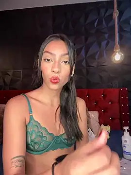 Snapshot of Ema_azel chatting on 01.22.25 Ema azel online show from 01.22.25