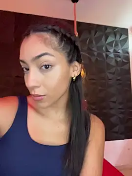 Snapshot of Ema_azel chatting on 10.08.25 Ema azel online show from 10.08.25