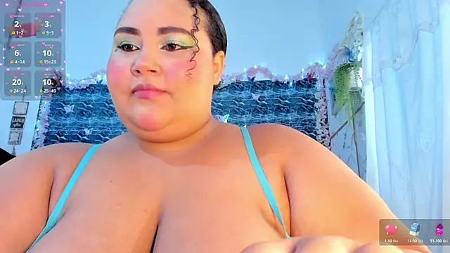 Snapshot of Hurrem_Math chatting on 09.26.25 Hurrem Math online show from 09.26.25