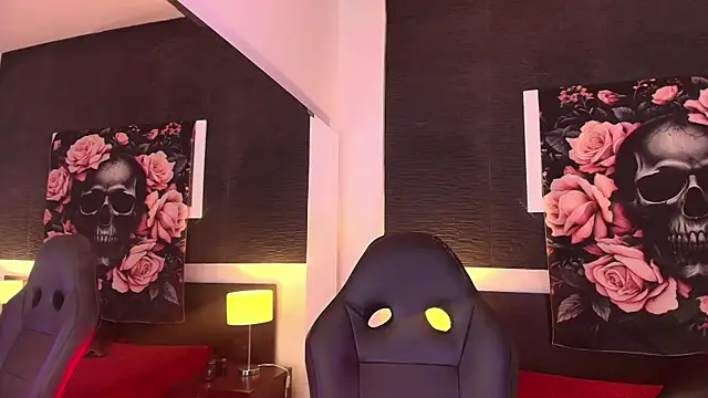 EvaaFoxxy1 online show from 03.29.26