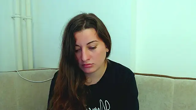 Helen Adams  online show from 01.06.25