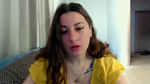 Snapshot of Helen_Adams_ chatting on 05.07.26 Helen Adams online show from 05.07.26