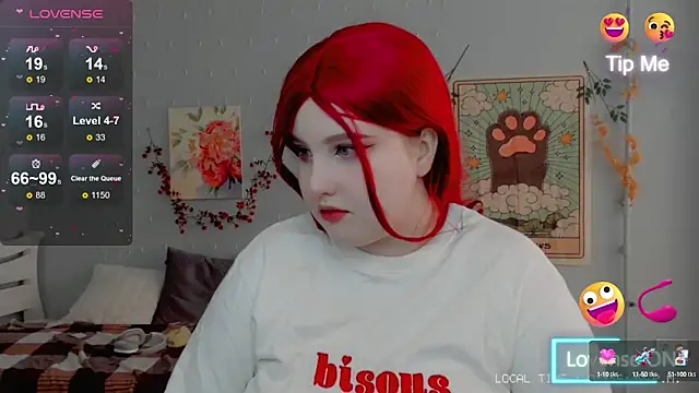 Snapshot of Crystal_Chris chatting on 09.28.25 Crystal Chris online show from 09.28.25