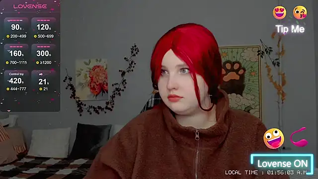 Snapshot of Crystal_Chris chatting on 10.09.25 Crystal Chris online show from 10.09.25