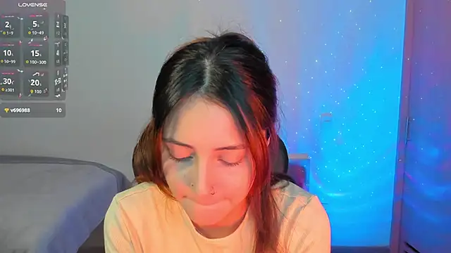 annie mora online show from 09.24.25