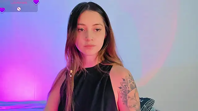 annie mora online show from 11.26.25