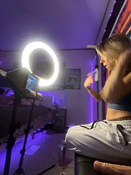 Snapshot of SarahStarr2020 chatting on 01.12.25 SarahStarr2020 online show from 01.12.25